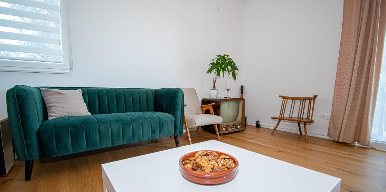 Apartment Nikola Kaštel Novi Exteriér fotografie